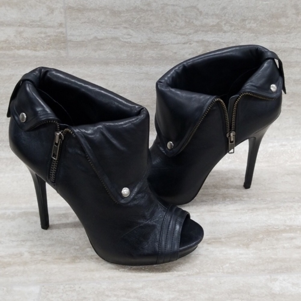 ALDO | Black Booties - Picture 2 of 8